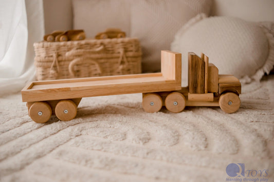 Wooden Flat Back Truck - QToys | Wooden Toy NZ